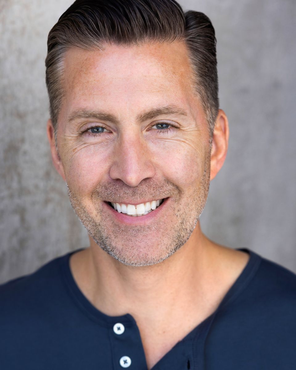 Jeff Ridgway, host of The PMP Show, on set
